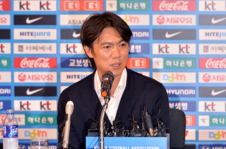 Disgraced Hong resigns as national team coach