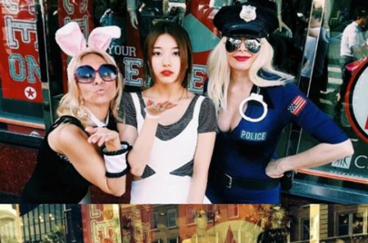 Miss A’s Suzy reveals photos with bunny girl
