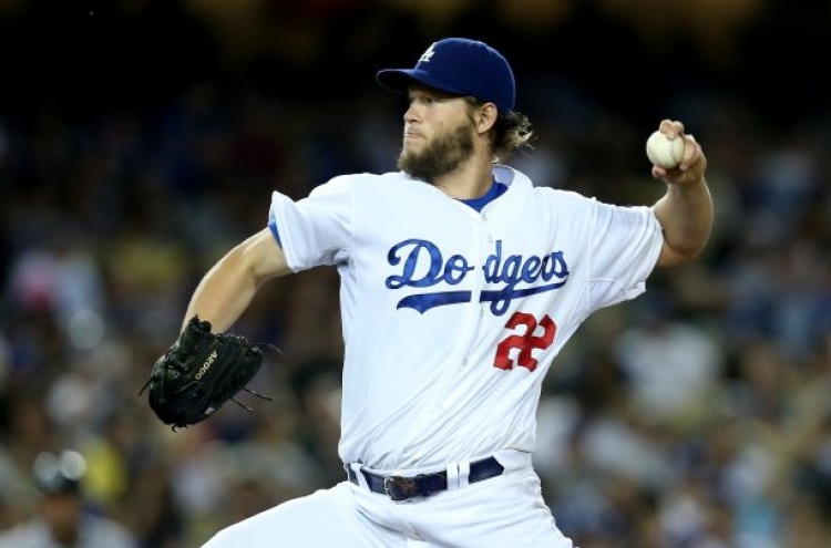 Streak over, Kershaw pitches Dodgers past Padres 2-1