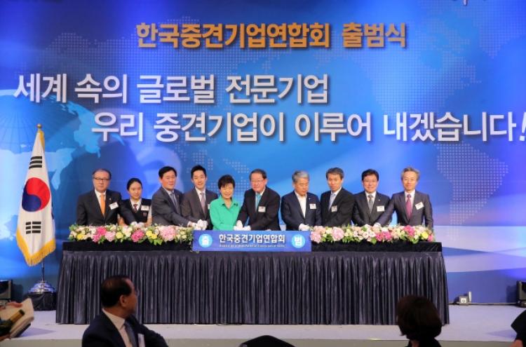 Association of mid-sized companies makes debut