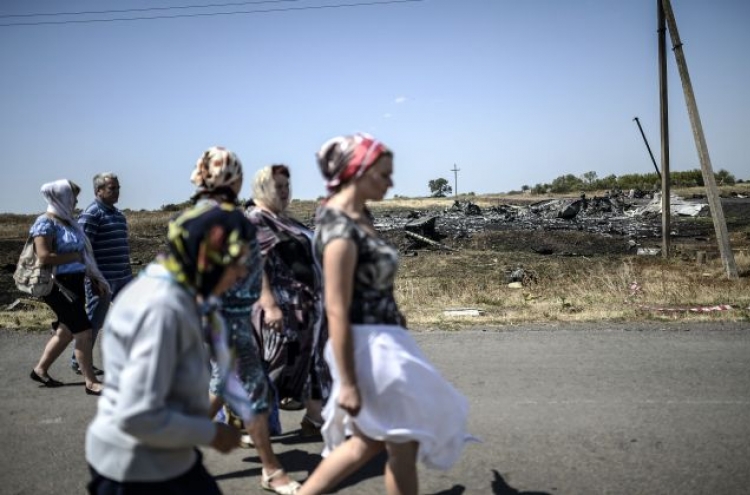Civilians suffer in Ukrainian clashes