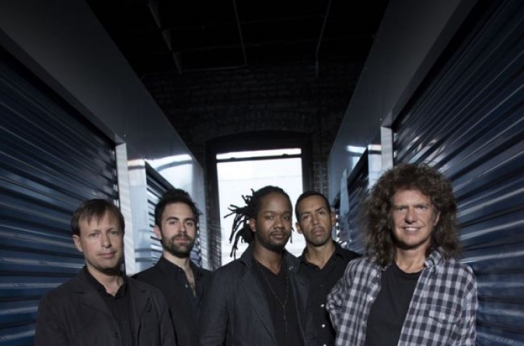 Acclaimed jazz guitarist Pat Metheny to perform this fall