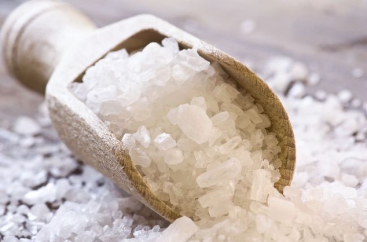 Study questions need for most to cut salt
