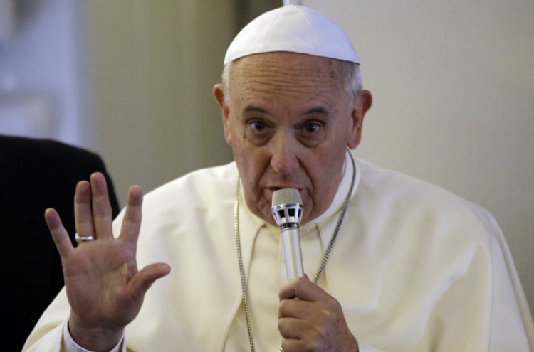 Pope says could not stay neutral on Sewol victims