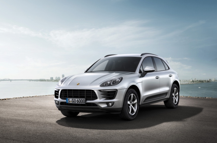 Porsche woos young drivers with Macan crossover