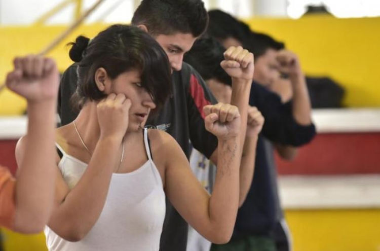 Ecuador women turn to boxing to combat sexual violence