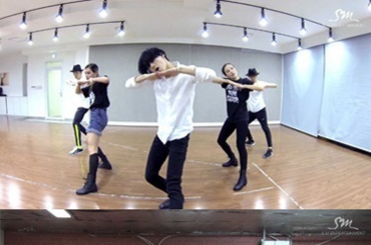 Taemin reveals choreography of ‘Danger’