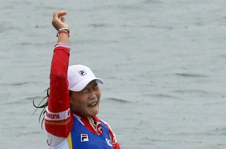 [Asian Games] Kim Ye-ji wins gold in women's single sculls rowing