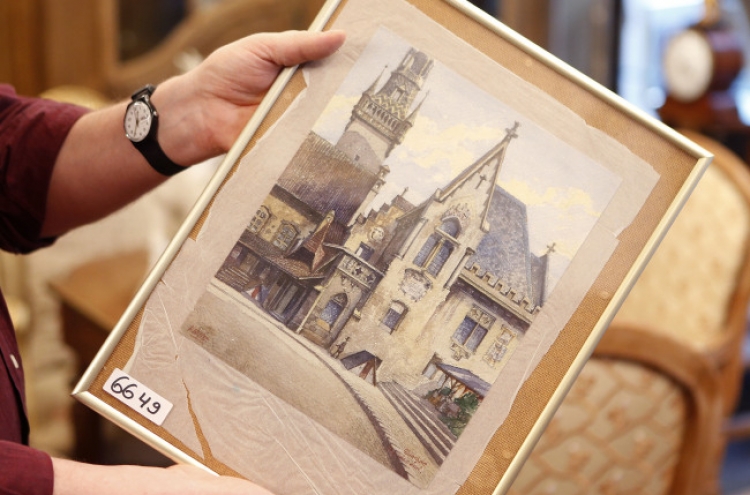 Hitler painting goes under the hammer for $161,000