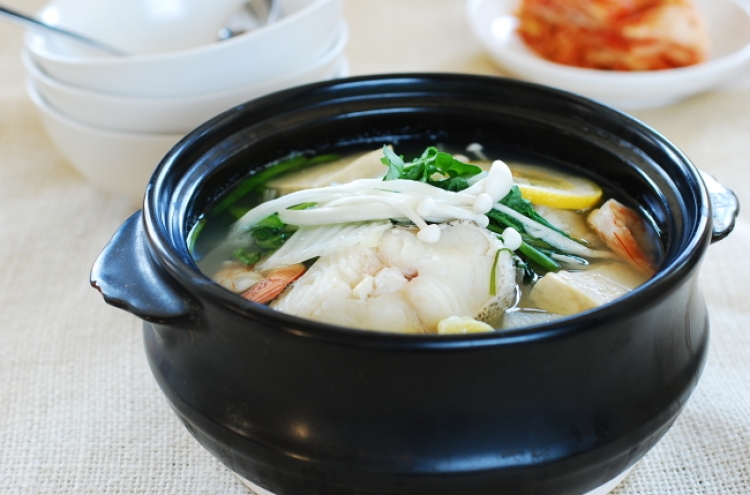 Daegu jiri (mild codfish stew)