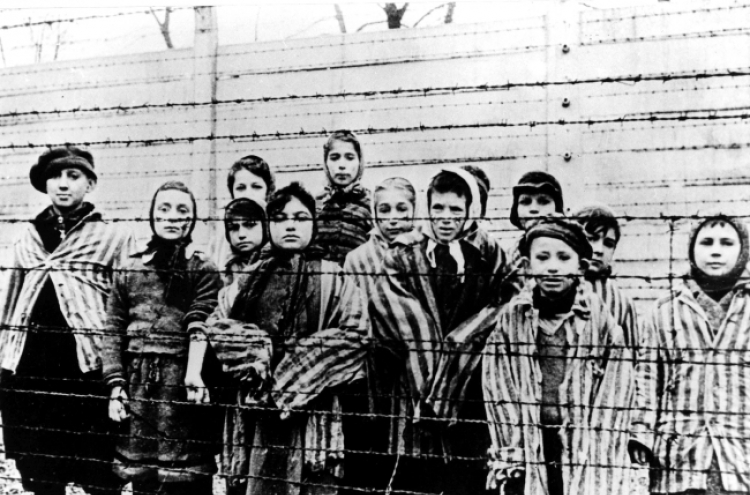 Auschwitz survivors relive atrocities 70 years after WWII