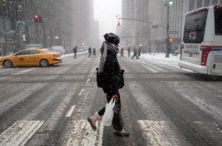 'Historic' blizzard strikes U.S. northeast