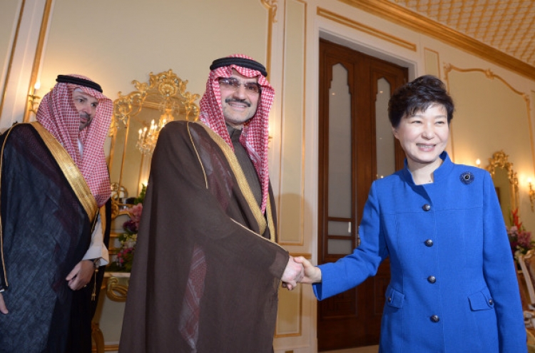 Park steps up sales diplomacy in Saudi Arabia