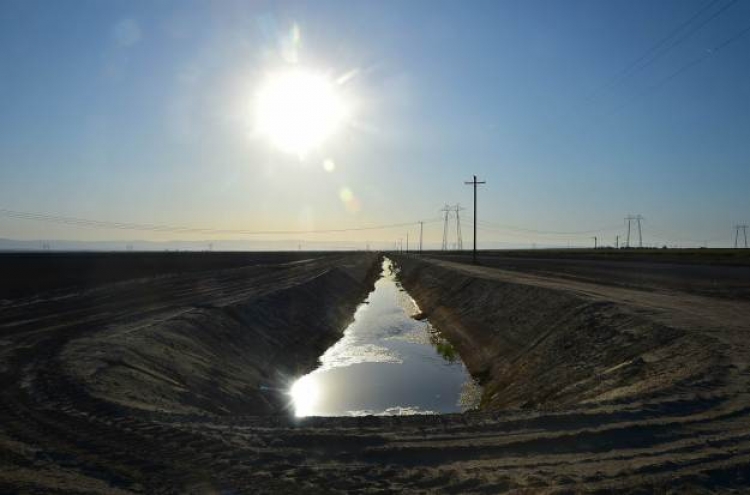 [Newsmaker] California unveils water cut plan