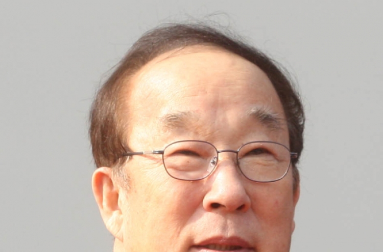 [Newsmaker] Gaffes, abuse shame Doosan Heavy chairman