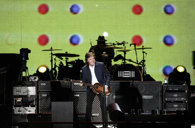 [Herald Review] McCartney continues Beatles legacy in first Korean concert
