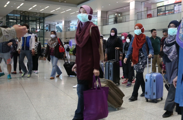 Asia on high alert over possible MERS spread