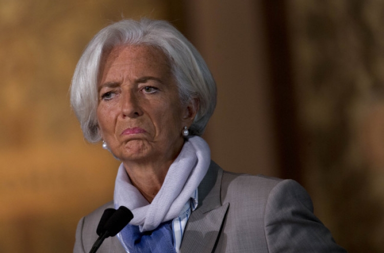 [News Focus] Out of patience, IMF flexes muscles in Greek crisis