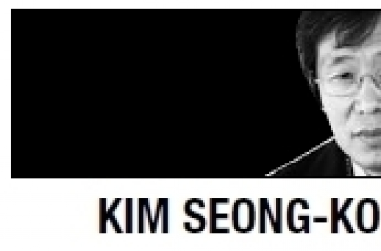 [Kim Seong-kon] Have you forgotten the Korean War already?