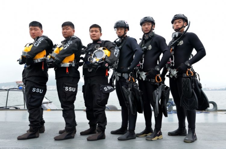 Navy reforms rescue teams after Sewol failures