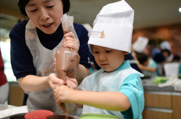 [Photo News] Singapore Airlines spends day with children
