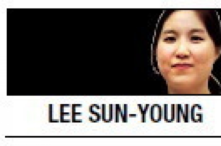 [Lee Sun-young] Addressing cultural divide urgent