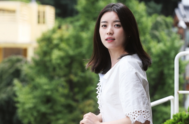[Herald Interview] Han Hyo-joo: ‘Beauty Inside’ is chance of a lifetime