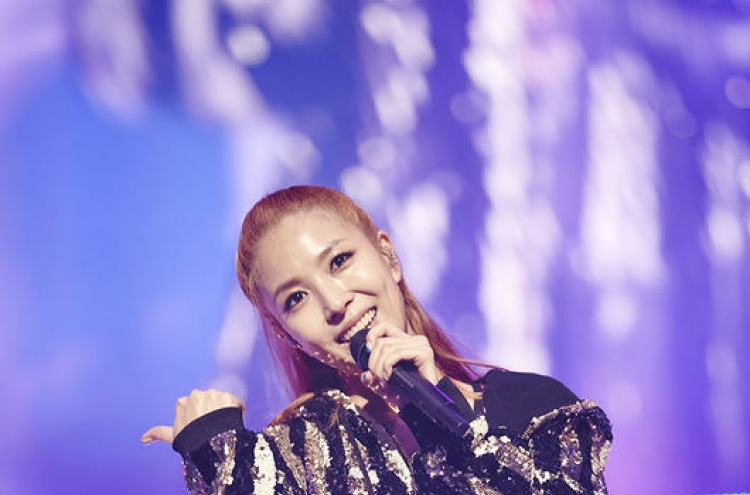BoA performs 'dream' 15th anniversary concert