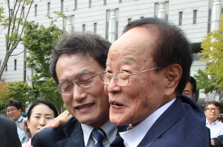 Seoul education chief to retain his seat