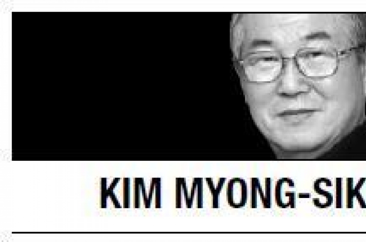 [Kim Myong-sik] Park’s lack of pet project laudable