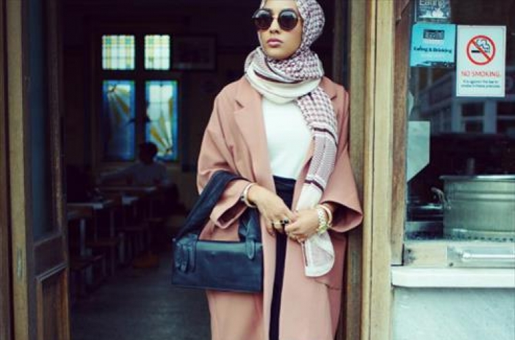 H&M, 광고에 히잡 쓴 이슬람 여성모델 파격 기용