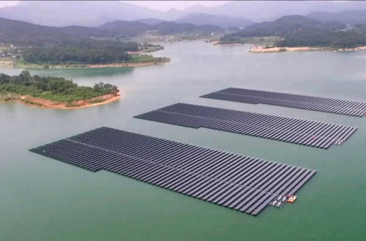 LG CNS builds mega floating solar power plants in Korea