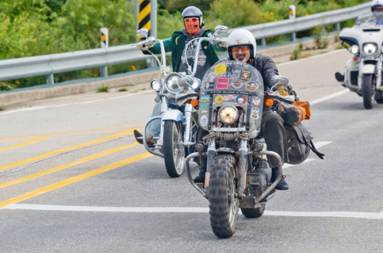 Man on Harley reveals life is better on the road