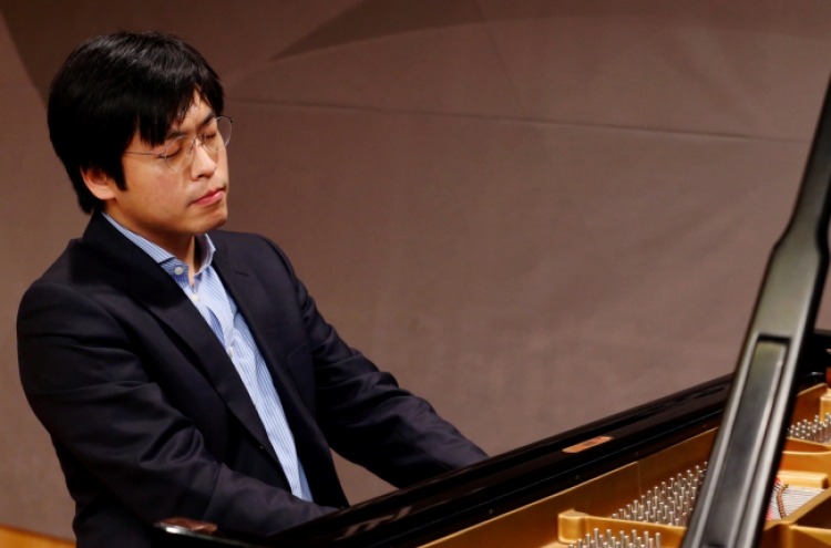 How pianist Kim Sun-wook recreated Beethoven’s sonatas