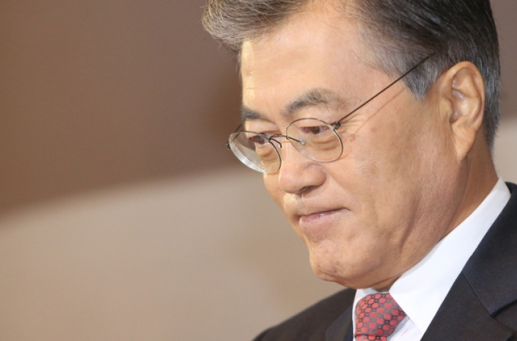 Moon shoots down demands to step down