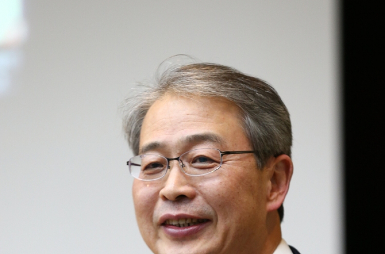 Debt is Korea’s biggest economic problem: FSC