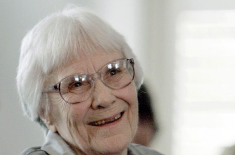 [NEWSMAKER]'To Kill a Mockingbird' author Harper Lee dies at 89