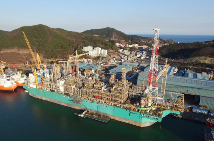 DSME completes construction of world's first offshore LNG plant