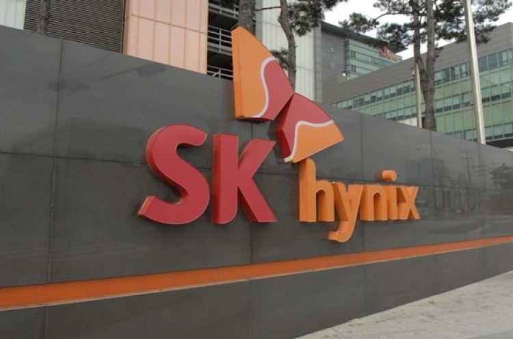 SK hynix ranks No. 3 in global chip sector