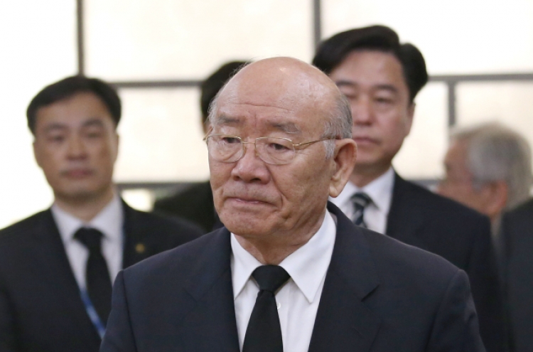 Chun denies responsibility for May 18 civilian deaths