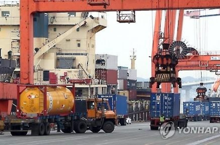 Korea's industrial output sinks 2.8% on-year in April