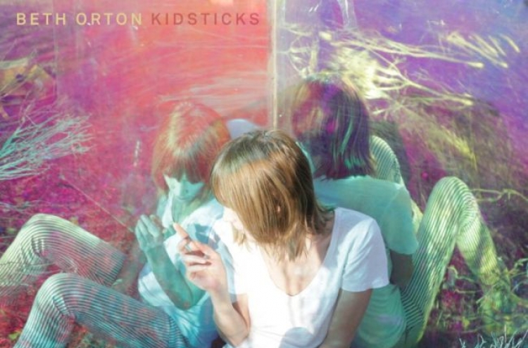 [Album Review] Beth Orton turns to nature on electronic ‘Kidsticks’