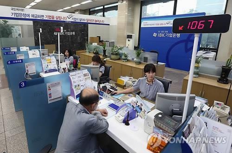 Banks' exposure to 3 shipbuilders, 2 shippers jump 4.8 tln won