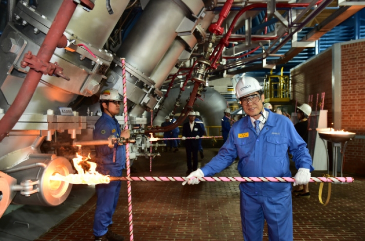 [Photo News] POSCO’s enlarged blast furnace