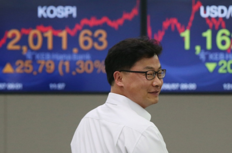 Seoul shares open lower on China woes