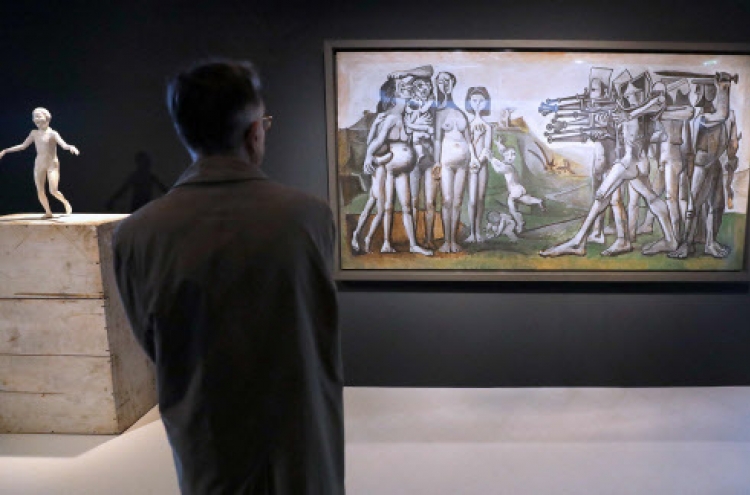 How France fell for Chirac's indigenous art museum