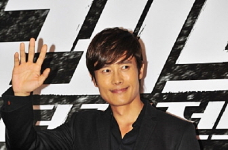 Academy asks Lee Byung-hun, 3 Korean directors to join
