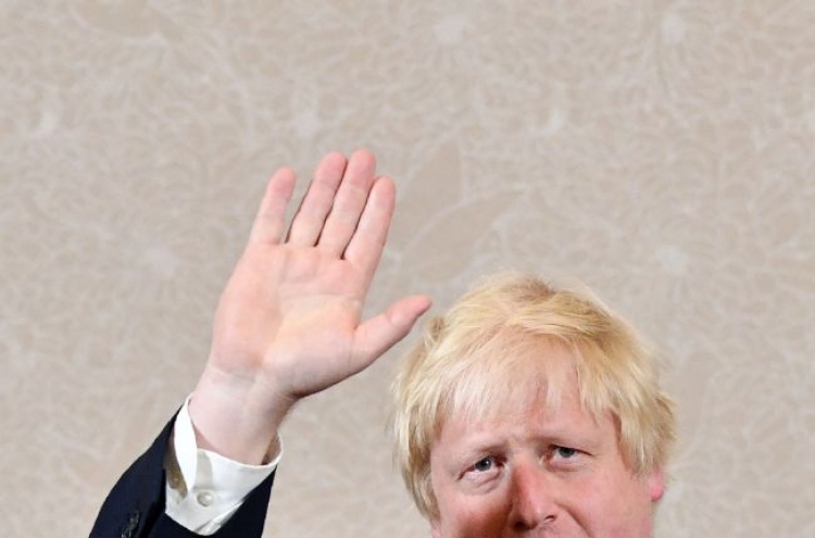 [Newsmaker] Johnson withdraws from race for British PM