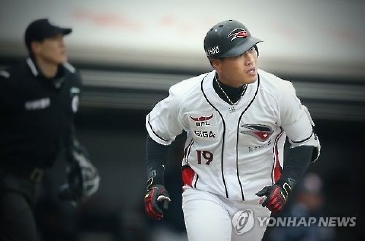 KT위즈 김상현 ‘음란행위’물의...결국 임의탈퇴