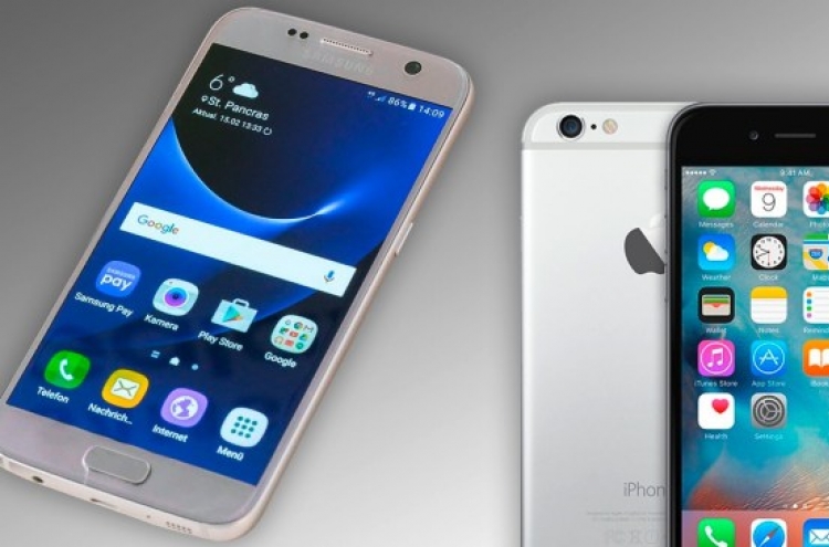 Samsung Galaxy outsells Apple iPhone in US for first time